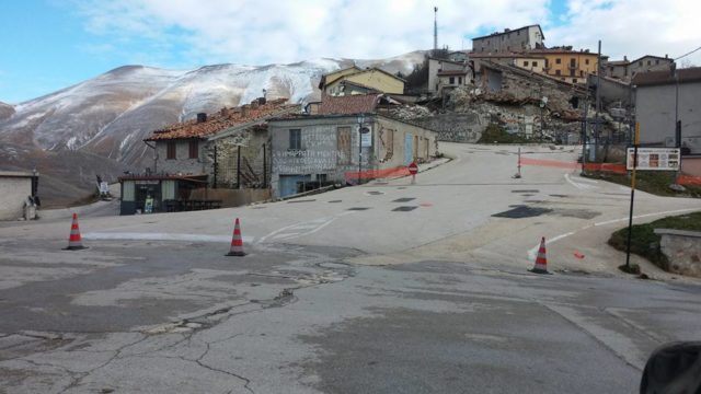 Terremoto: cinque mesi dopo tra gli sfollati dell'Umbria