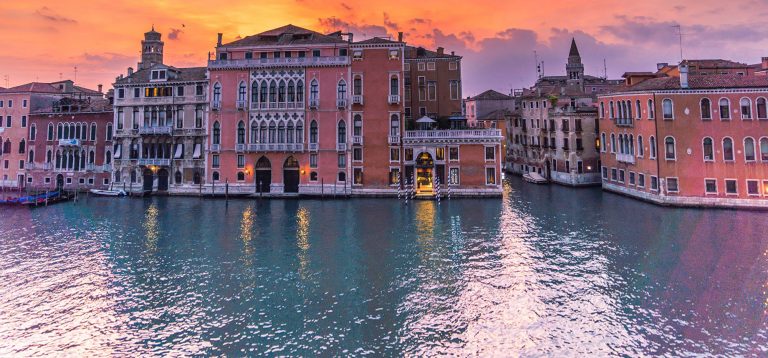 anziani soli a Venezia