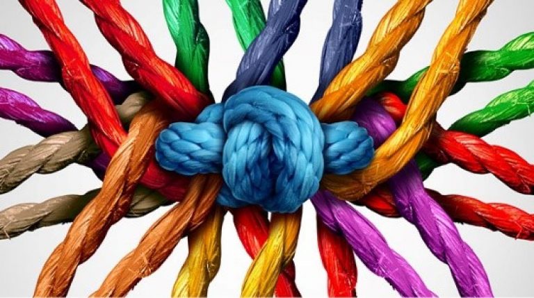 Rsa, ecco il sistema pubblico che funziona e difende gli anziani