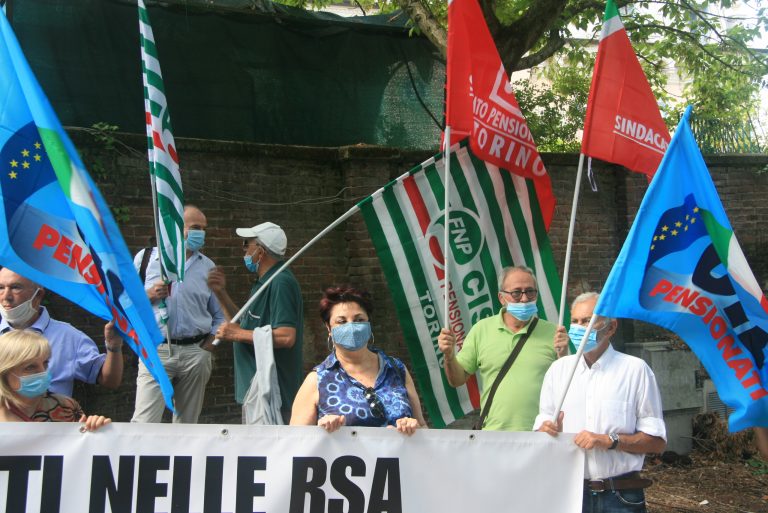 Indagine sindacati: dopo Covid urgente riforma Rsa