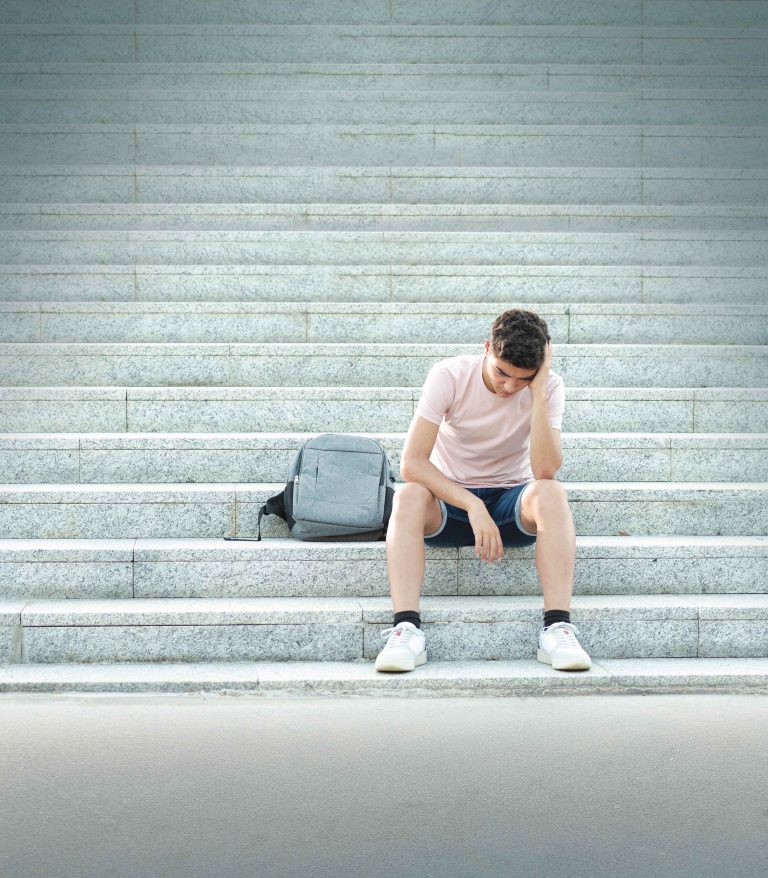 Il disagio. Il nuovo numero di LiberEtà di luglio e agosto