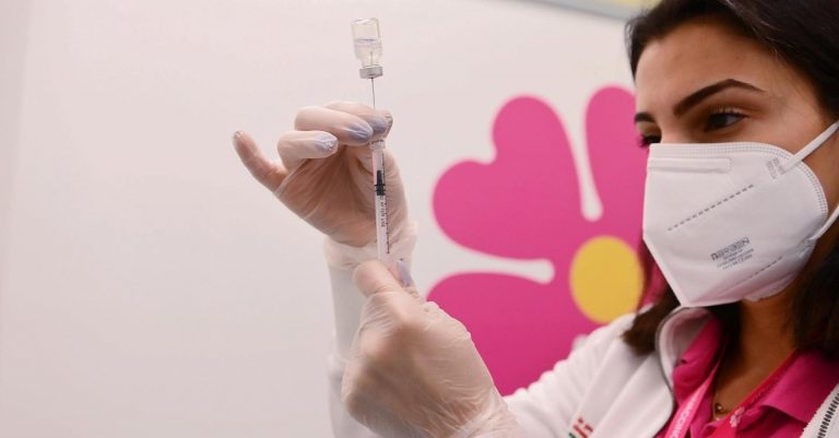 Caro sottosegretario, i vaccini hanno salvato vite umane