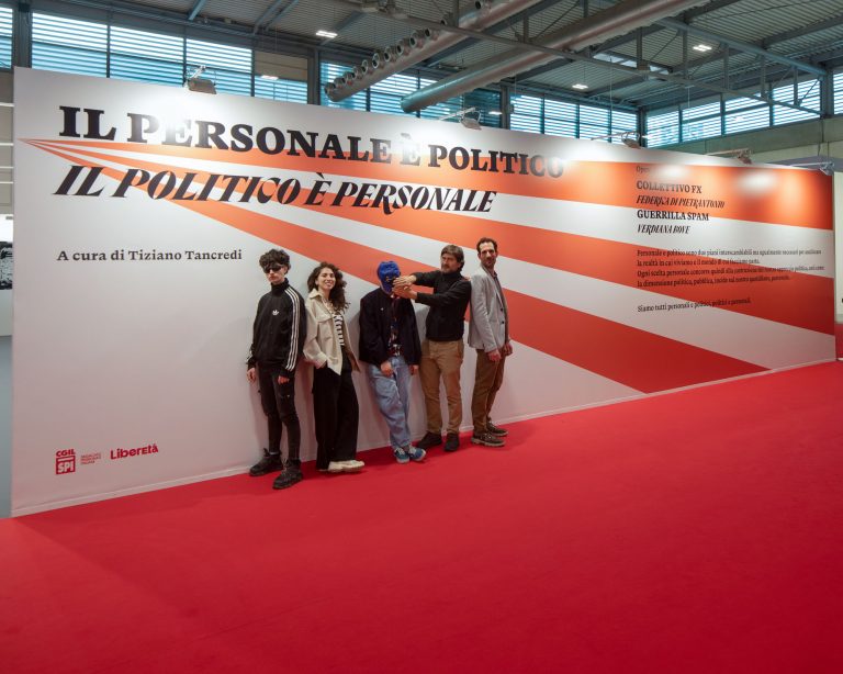 Una mostra per ricordarci che anche il personale è politico