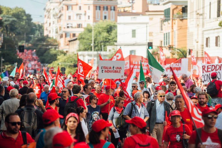 Ci avete rotto le tasche. Il 15 dicembre i pensionati Cgil scendono in piazza contro le politiche del governo Meloni